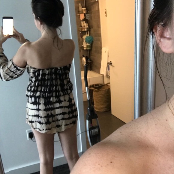 Elam Jumpsuit! ☀️ - Picture 4 of 7